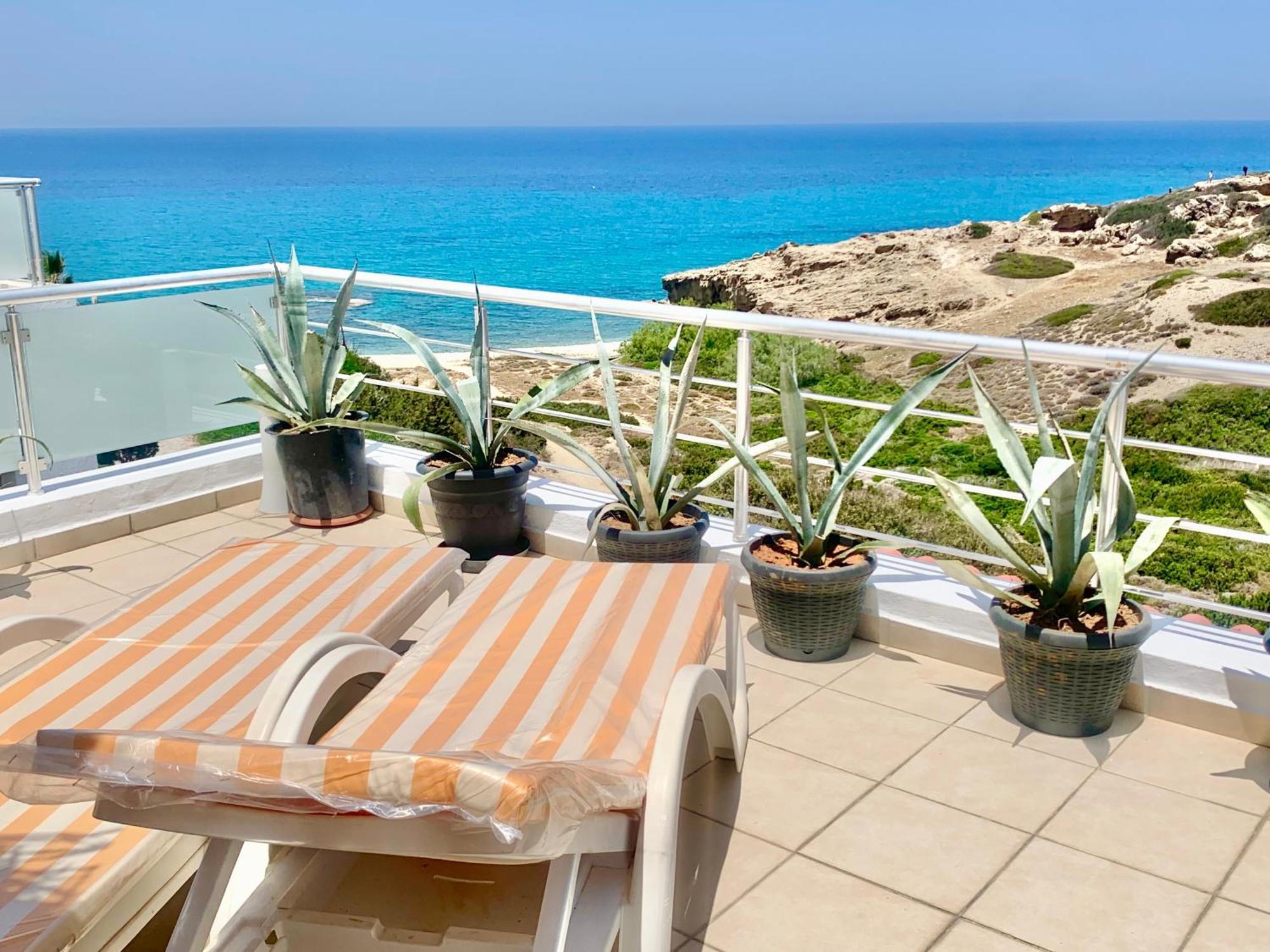 Boho Bay Apartment Akanthou Экстерьер фото